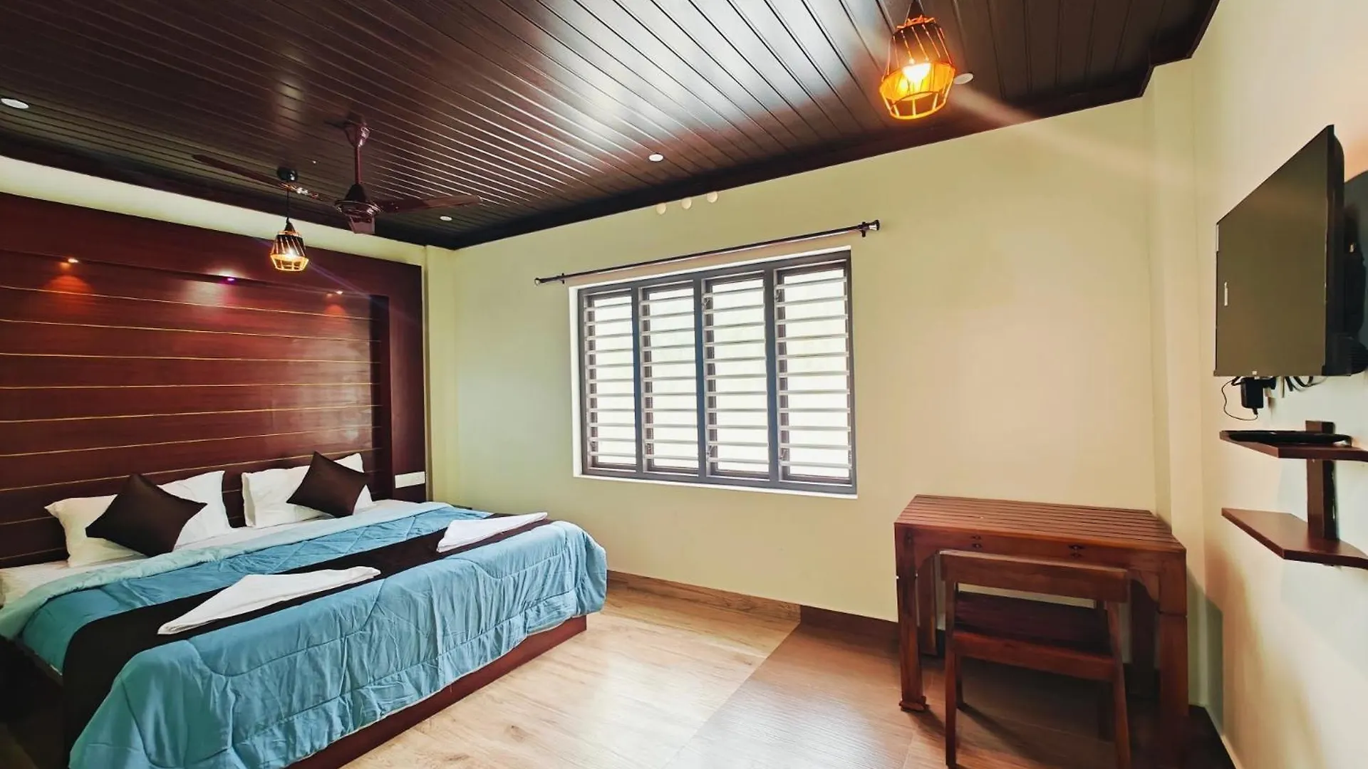 Luna Munnar Anachal Homestay