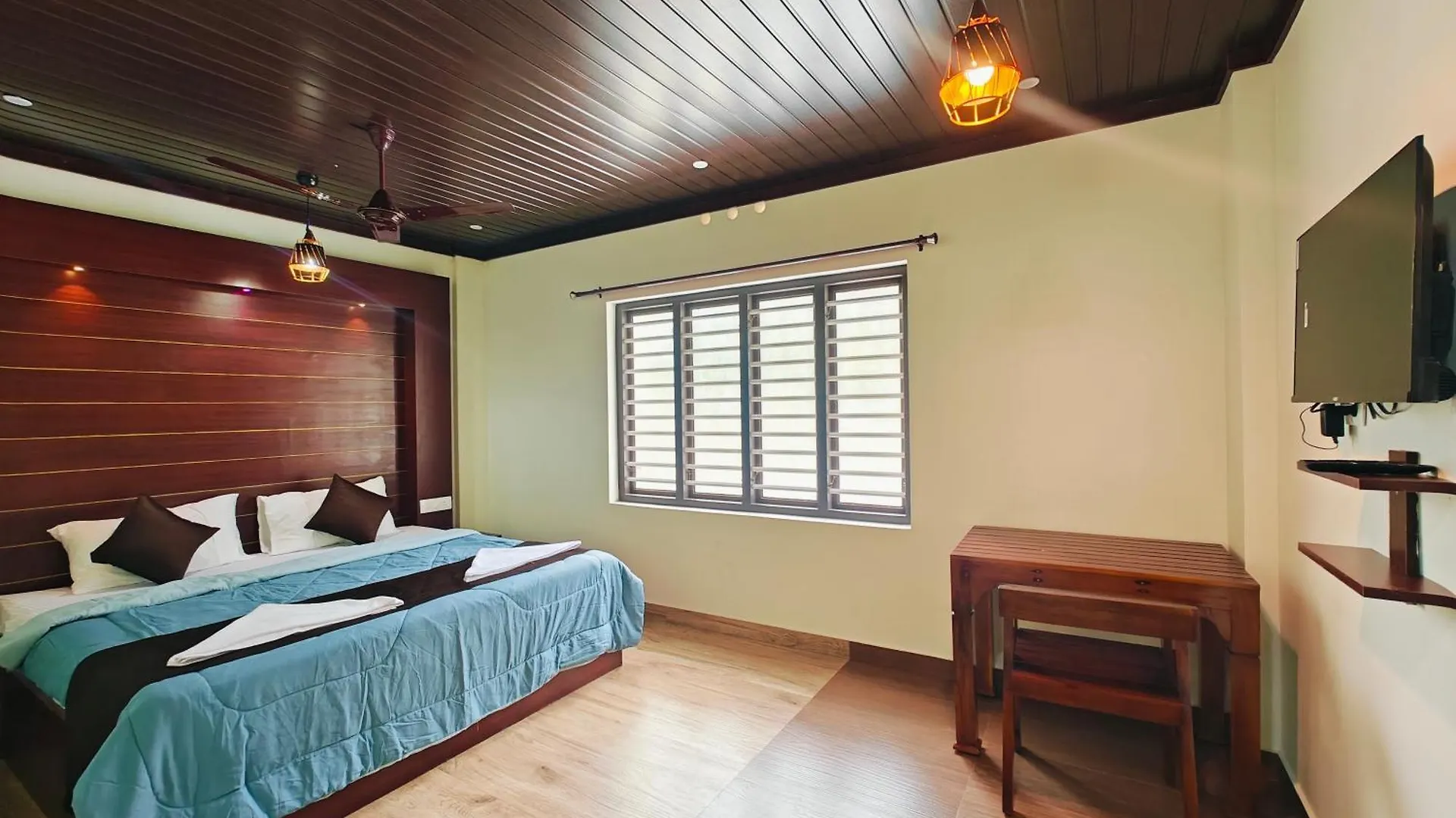 Luna Munnar Anachal Homestay