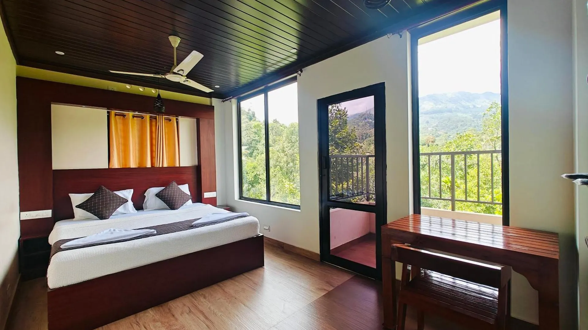 Luna Munnar Anachal Homestay