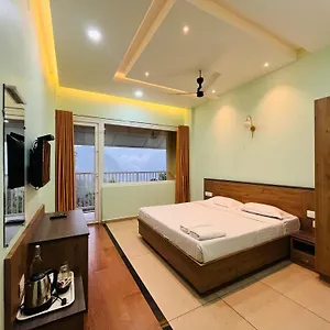 Edens Snow Castle Bed & Breakfast